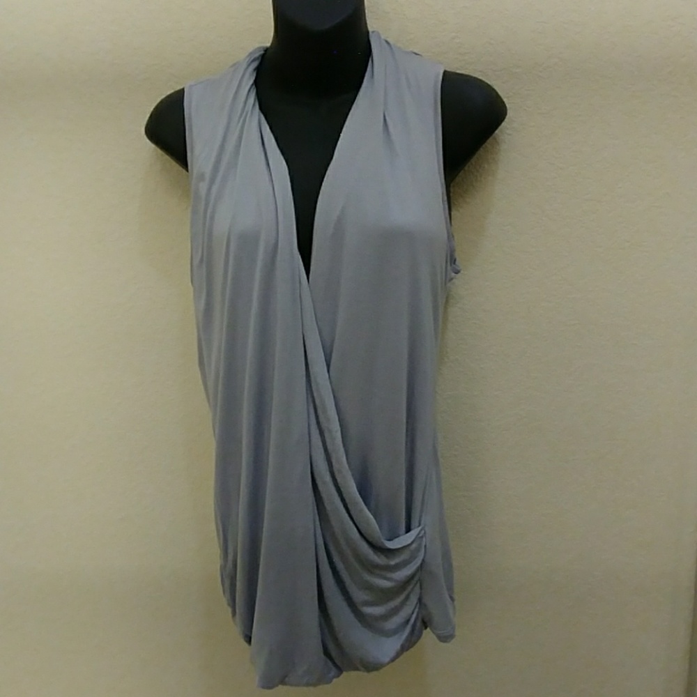 Banana Republic Marca Sleeveless Wrap Top